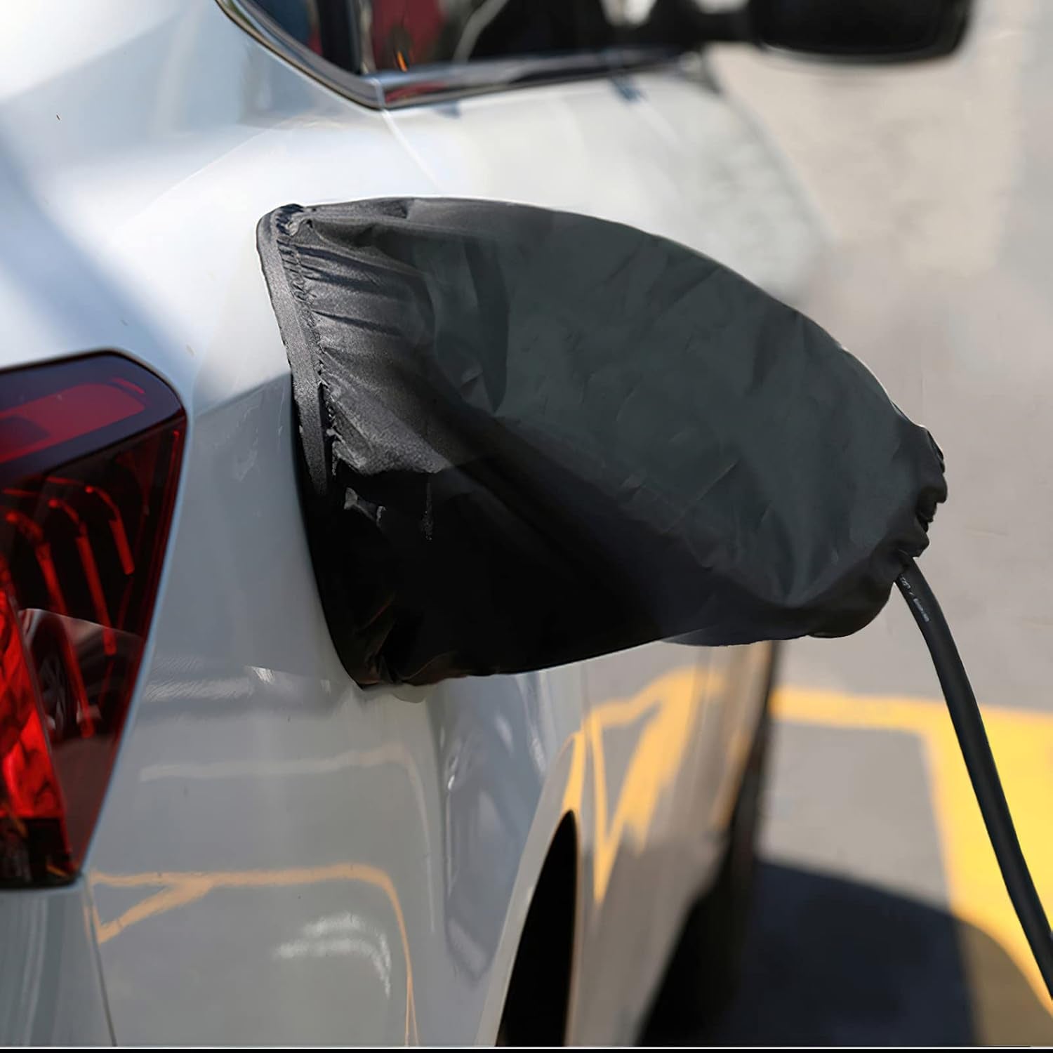 Protect Your EV Charger: All-Weather Magnetic Cover for Electric Car Plugs! 🌧️❄️🔌